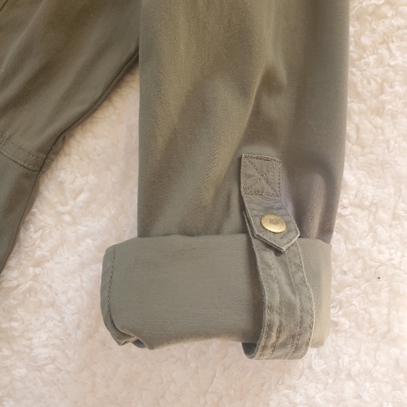 JONES NEW YORK Women's Army Green Jacket with Snap Buttons. Size Large. - Picture 4 of 6